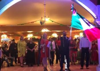 Conmemoran la Independencia de México en Balleza