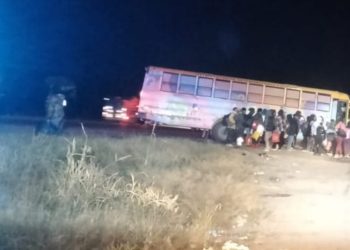 Interceptan 3 autobuses en Jiménez con 200 migrantes de Honduras, Guatemala y Ecuador
