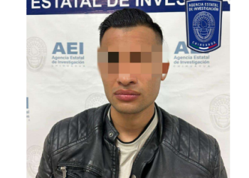 Salió de un centro comercial con ropa interior, café y bolsas de basura ocultas para no pagarlas