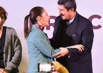 Se suma Javier Corral al equipo de Claudia Sheinbaum