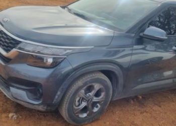 Andaban de suerte los agentes estatales: encontraron abandonada camioneta robada en Parral