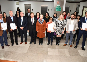 Entrega SEyD acuerdos de incorporación a 11 instituciones particulares