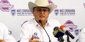 Alcalde Salvador Calderón presenta en la capital las Jornadas Villistas 2026