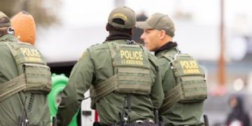 Detienen cerca de Presidio a dos mexicanos armaɗos que dijeron ser de «Los Cabrera»