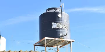 Falla en sistema de bombeo deja sin agua a tres colonias