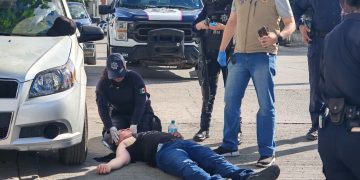 GoIpean a soldado y le quitan su arma