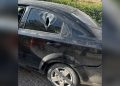 Denuncia automovilista ataque de grupo de motociclistas que destrozaron su vehículo