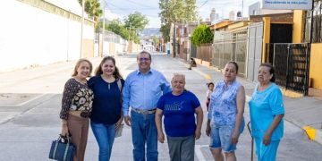 Entrega Salvador Calderón pavimentación con concreto hidráulico en Las Huertas