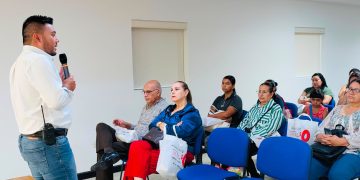 Capacita Gobierno de Parral a comerciantes y emprendedores previo a las Jornadas Villistas