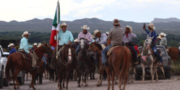 Finaliza la XXXI Cabalgata Villista en Parral con más de 8,500 jinetes