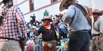 Cerrada la calle Gabino Barreda hoy por la escenificación de la muɛrtɛ de Francisco Villa